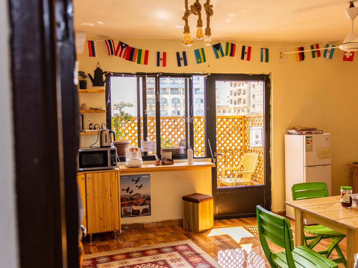 Hakaia Community Hostel Άκαμπα Εξωτερικό φωτογραφία